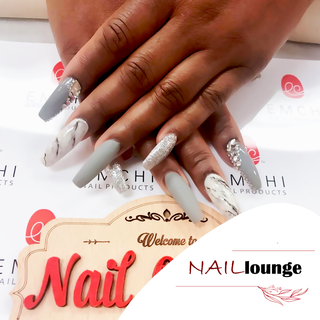 Nail Lounge